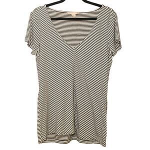 Banana Republic - Size L - Gray & White Striped V-Neck Top